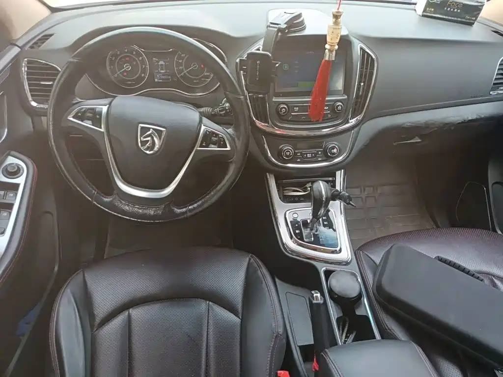 Baojun 560 — миниатюра 10