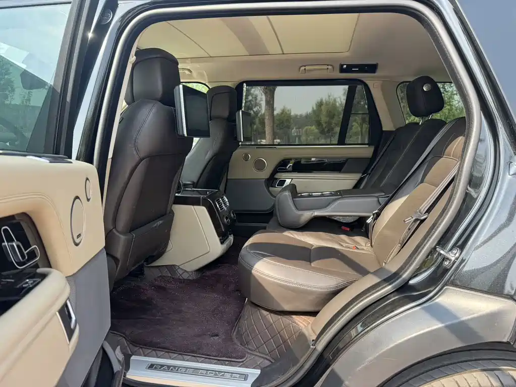 Land Rover Range Rover — миниатюра 5