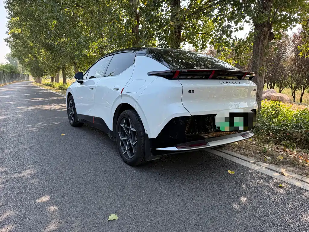 Lynk & Co Z20 — миниатюра 4