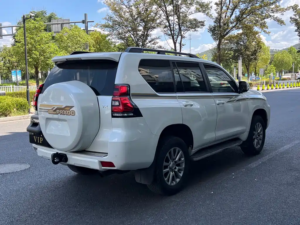 Toyota Prado — миниатюра 6