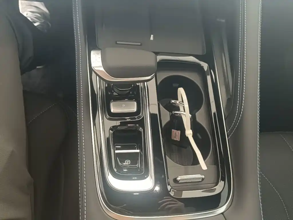 Geely Xingrui — миниатюра 14