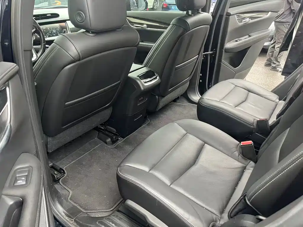 Cadillac XT6 — миниатюра 4