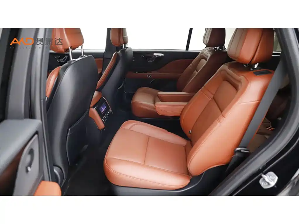 Lincoln Aviator — миниатюра 7