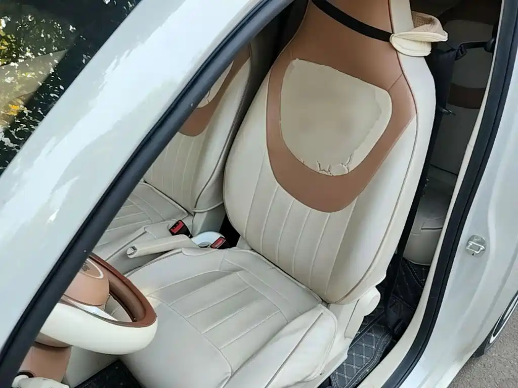 Wuling MINIEV — миниатюра 15