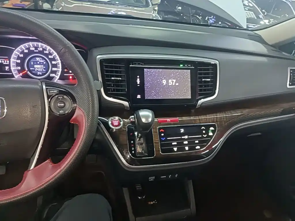 Honda Odyssey — миниатюра 13