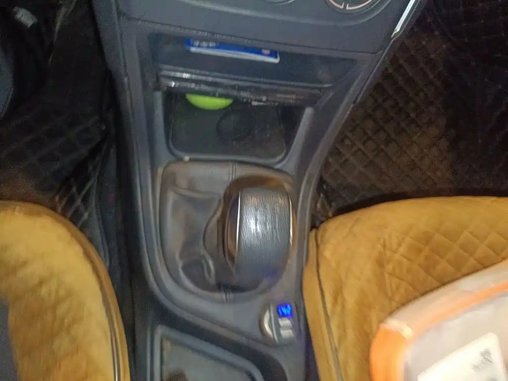 Peugeot 308 — миниатюра 16