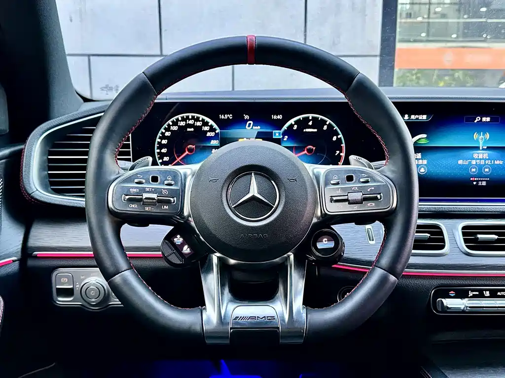 Mercedes-Benz GLE AMG — миниатюра 10
