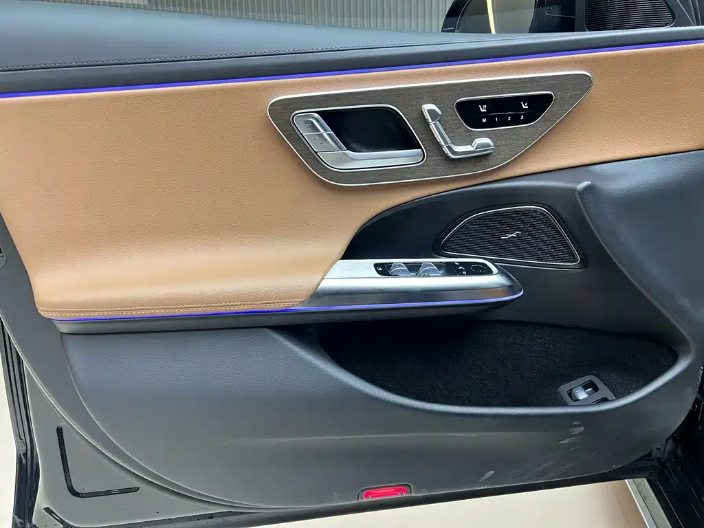 Mercedes-Benz E-Class E 2024 E 350 e L