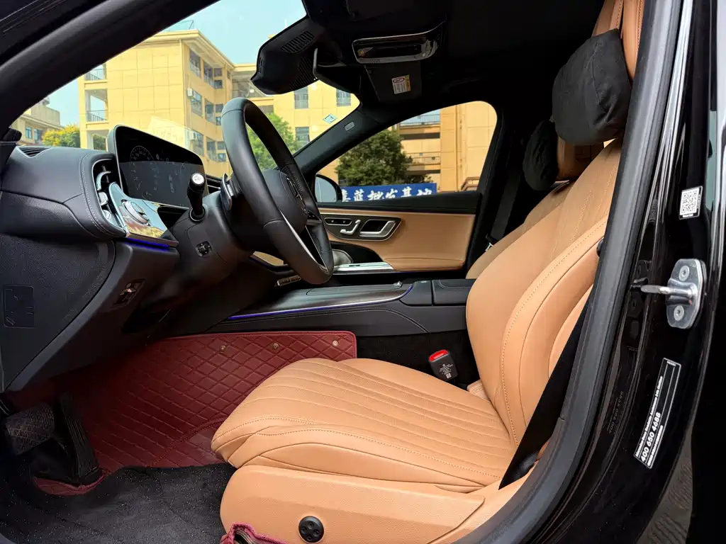 Mercedes-Benz E-Class — миниатюра 4