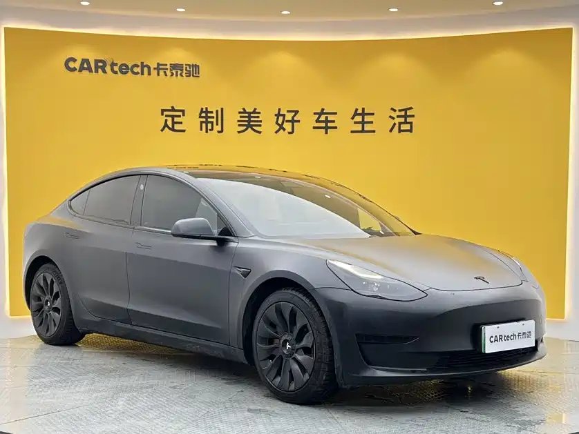 Tesla Model 3 — миниатюра 2