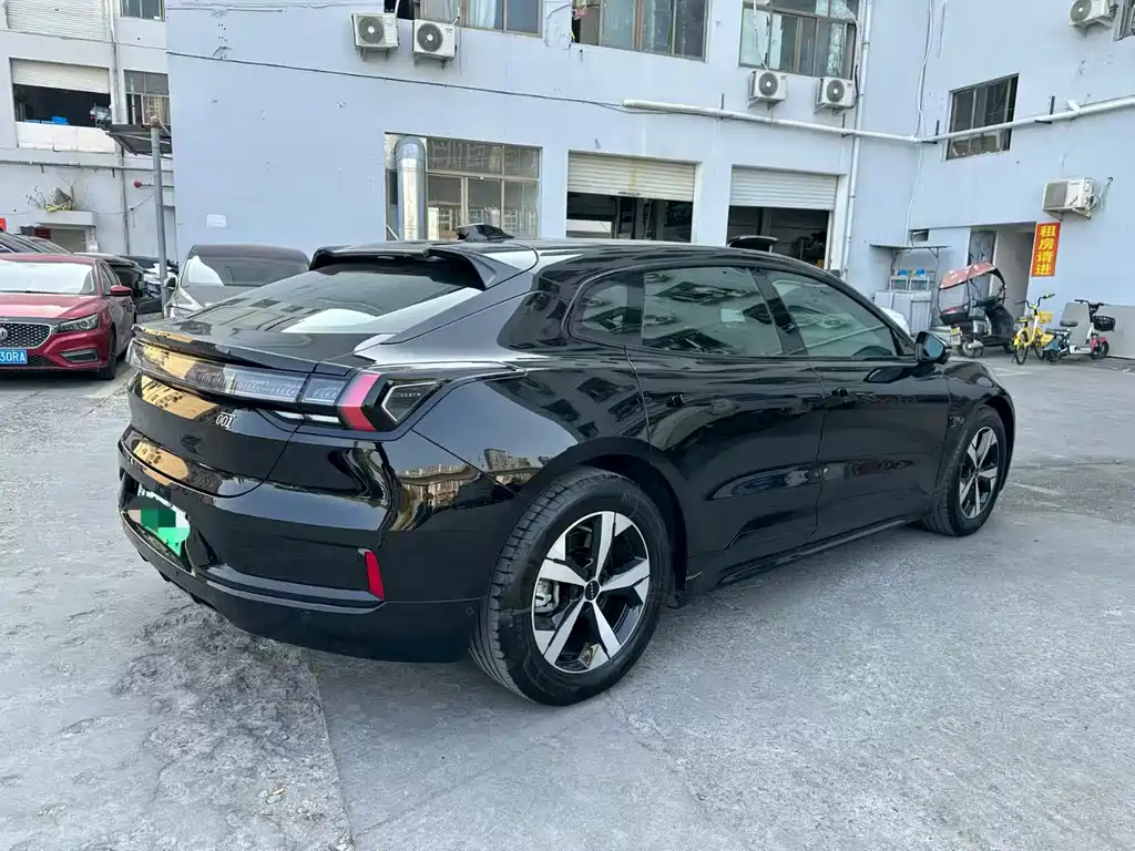 ZEEKR EXTREME KRYPTON 001