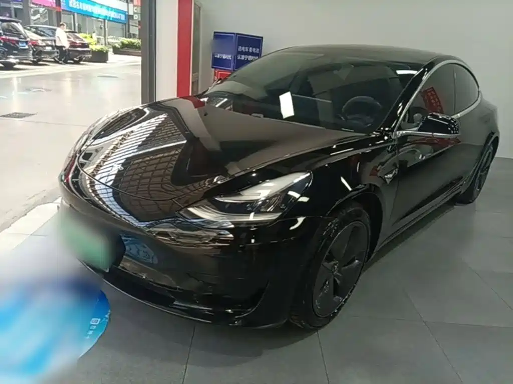 Tesla Model 3 — фотографии объявления, Фото 3