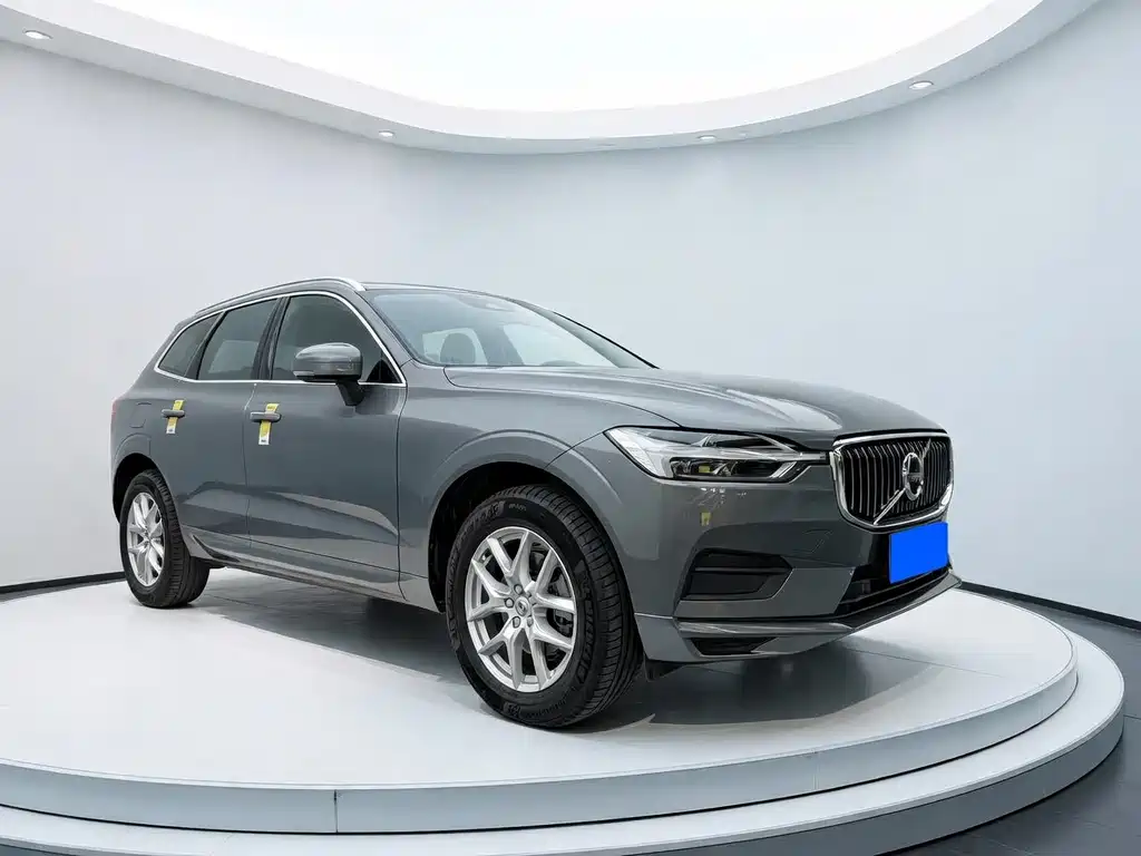 Volvo XC60 2019 T4 V