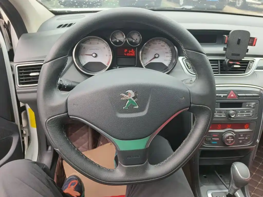 Peugeot 308 2014 1.6L AT