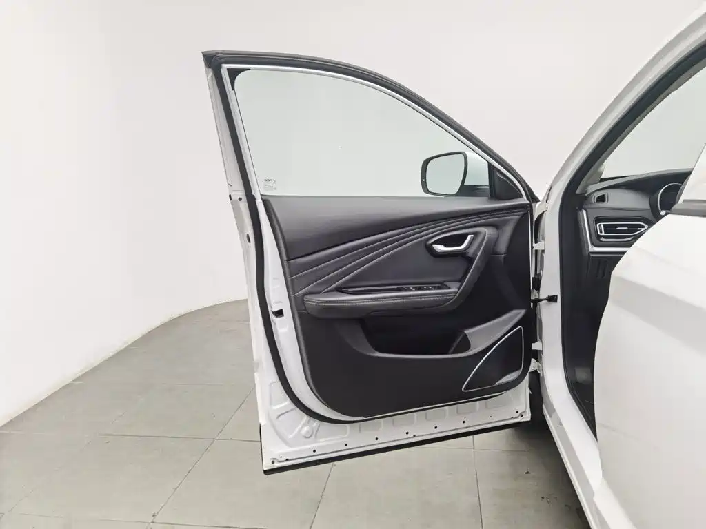 Jetour X70M — миниатюра 8
