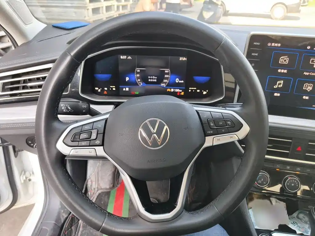 Volkswagen Sagitar — миниатюра 3