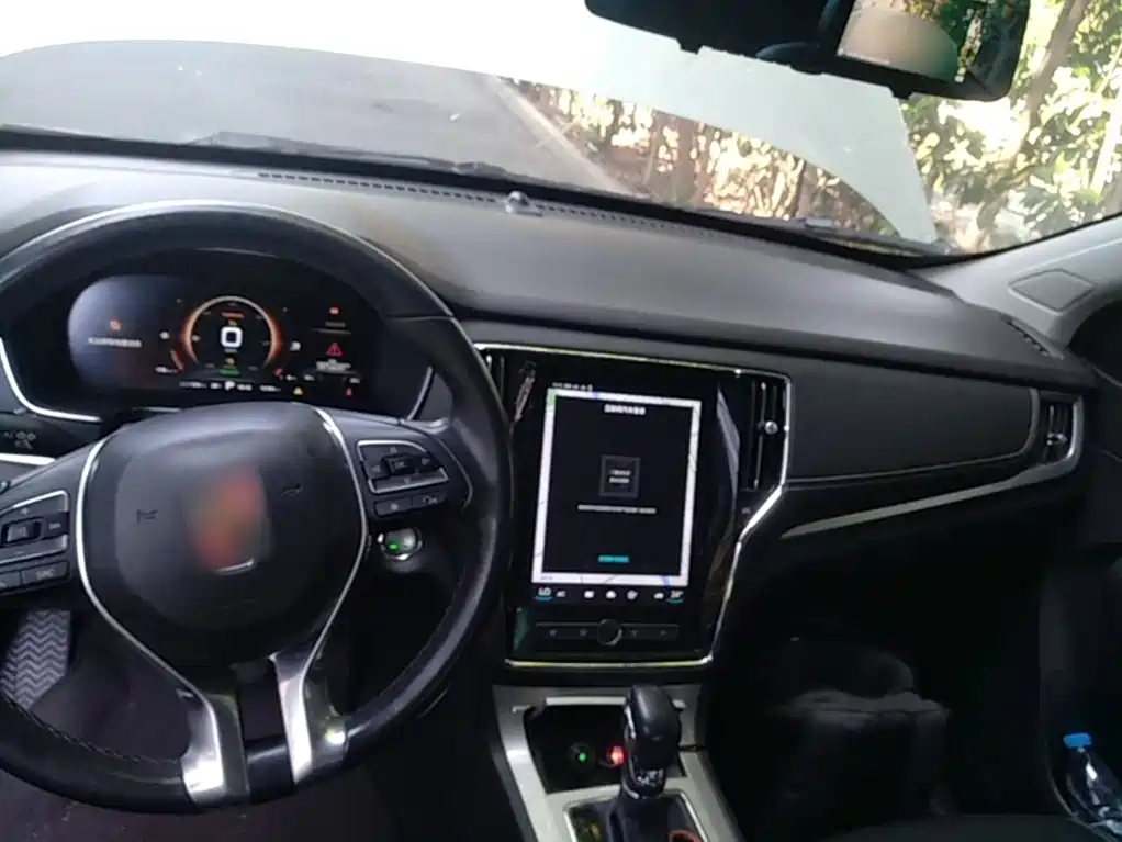 Roewe RX5 New Energy — миниатюра 10