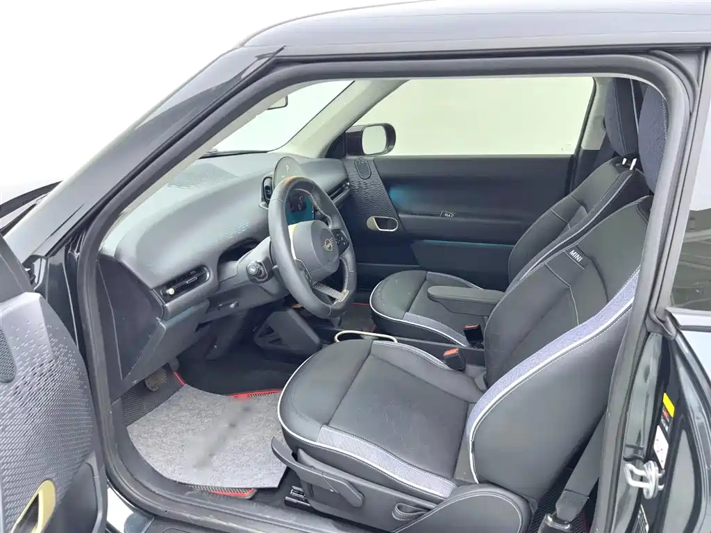 MINI ELECTRIC  COOPER