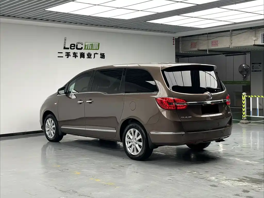 Buick GL8 — миниатюра 4