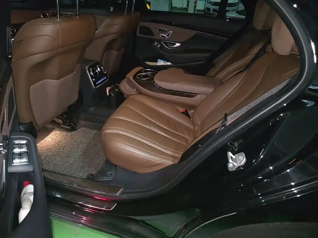 Mercedes-Benz S-Class — миниатюра 22