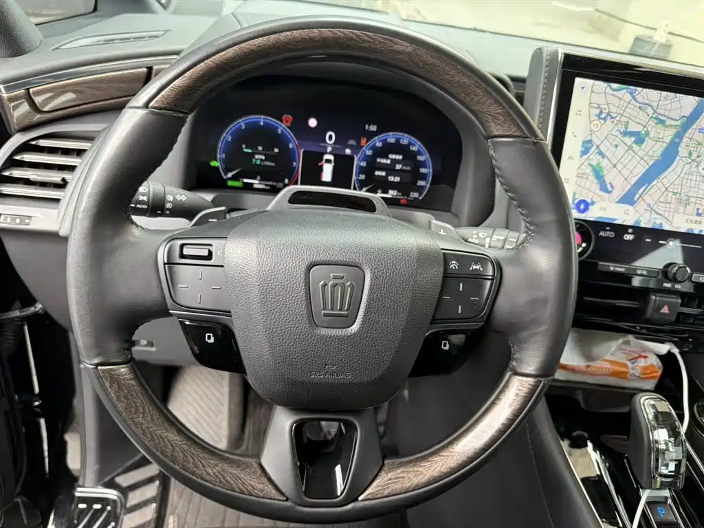Toyota Vellfire 2024 2.5L