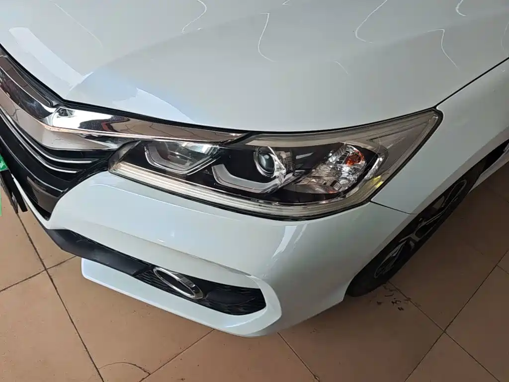 Honda Accord — миниатюра 24