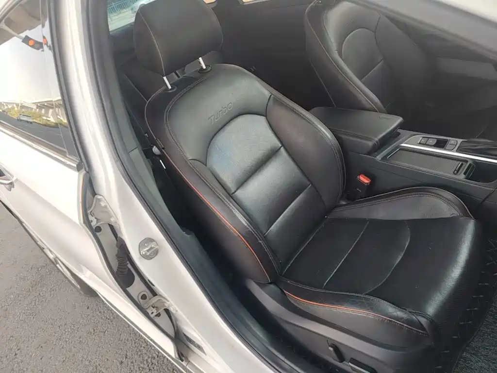 Hyundai Sonata — миниатюра 25