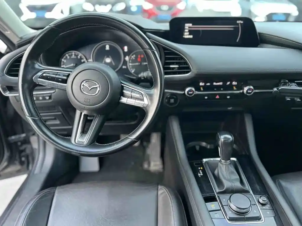 Mazda 3 Axela — миниатюра 5