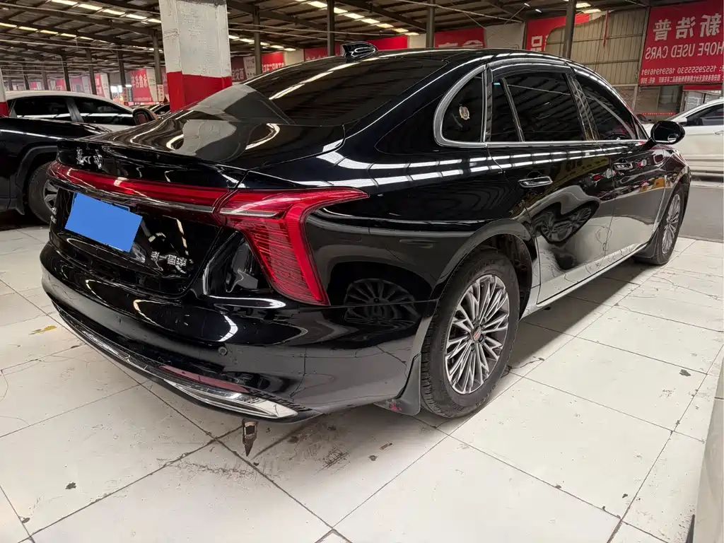 Hongqi Hongqi H5 — миниатюра 13