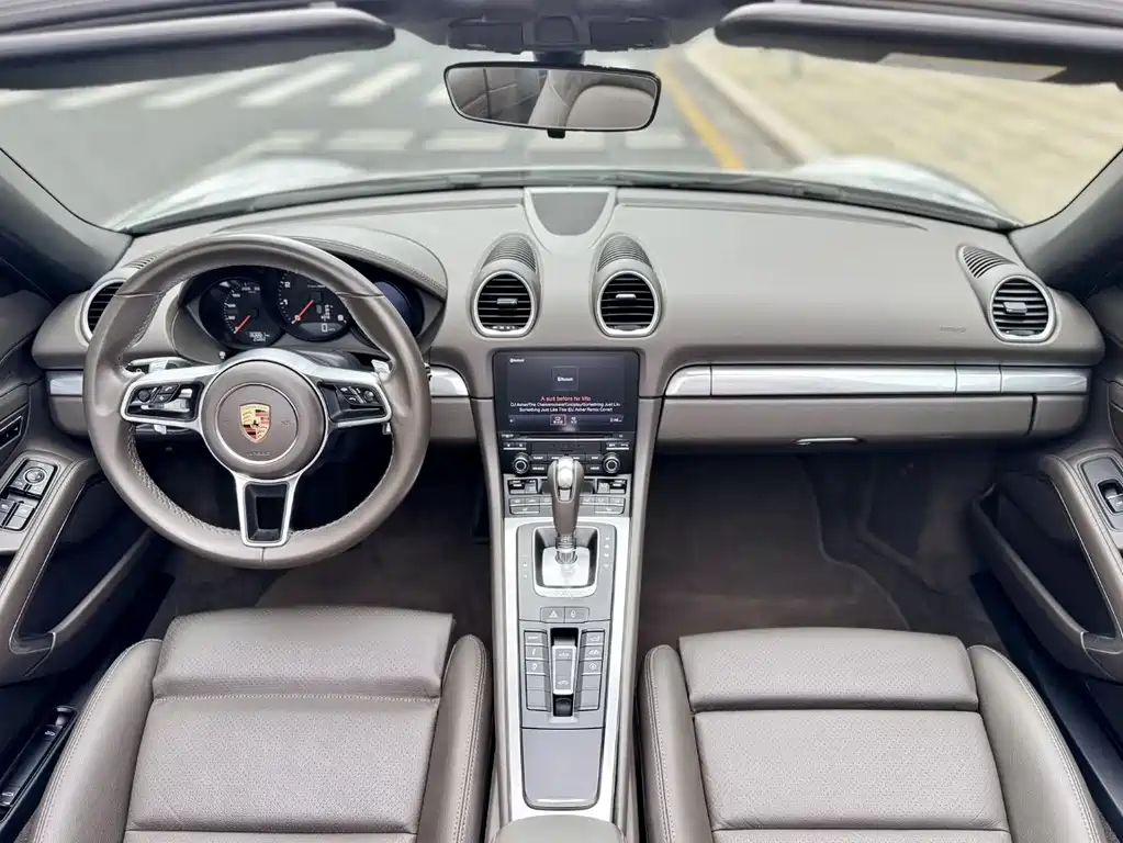 Porsche 718 2018 Boxster 2.0T