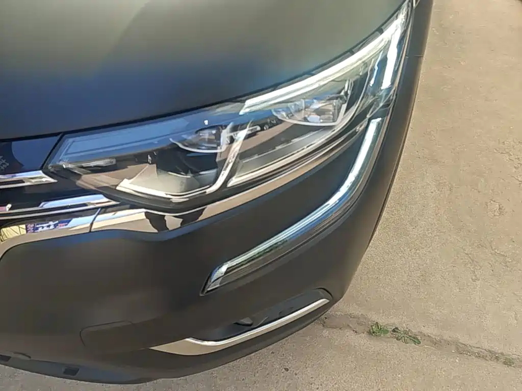 Renault Koleos — миниатюра 24