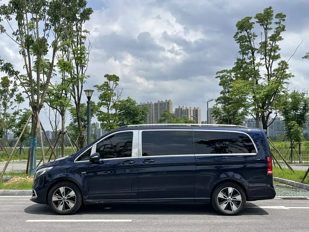 Mercedes-Benz V-Class V 2021 V 260 L Luxury