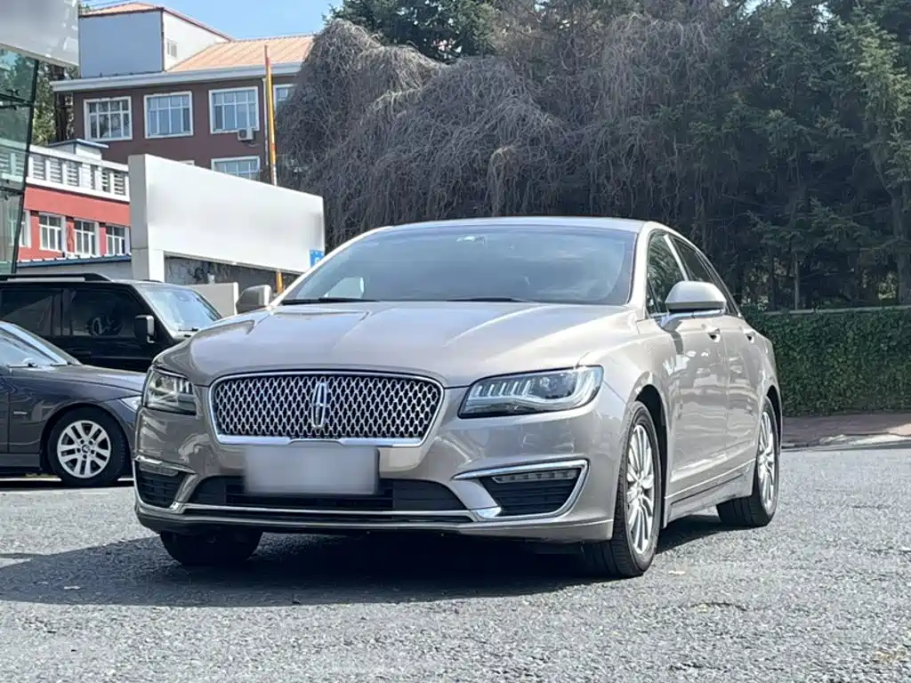 Lincoln MKZ — миниатюра 13