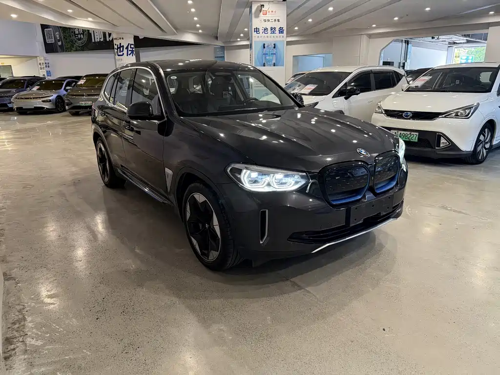 BMW iX3 — миниатюра 3