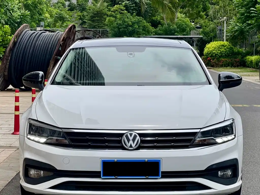 Volkswagen Lamando 2019 230TSI DSG VI
