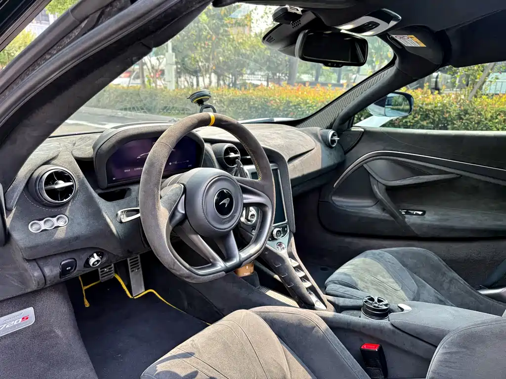McLaren 720S — миниатюра 4