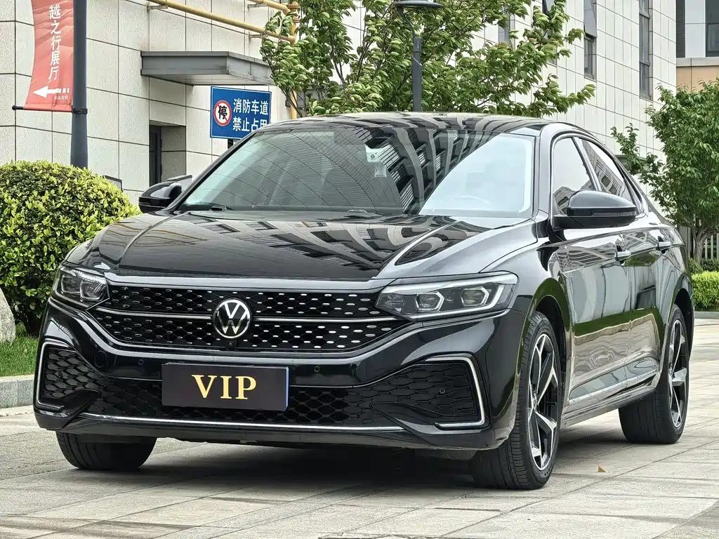 Volkswagen Passat 2022