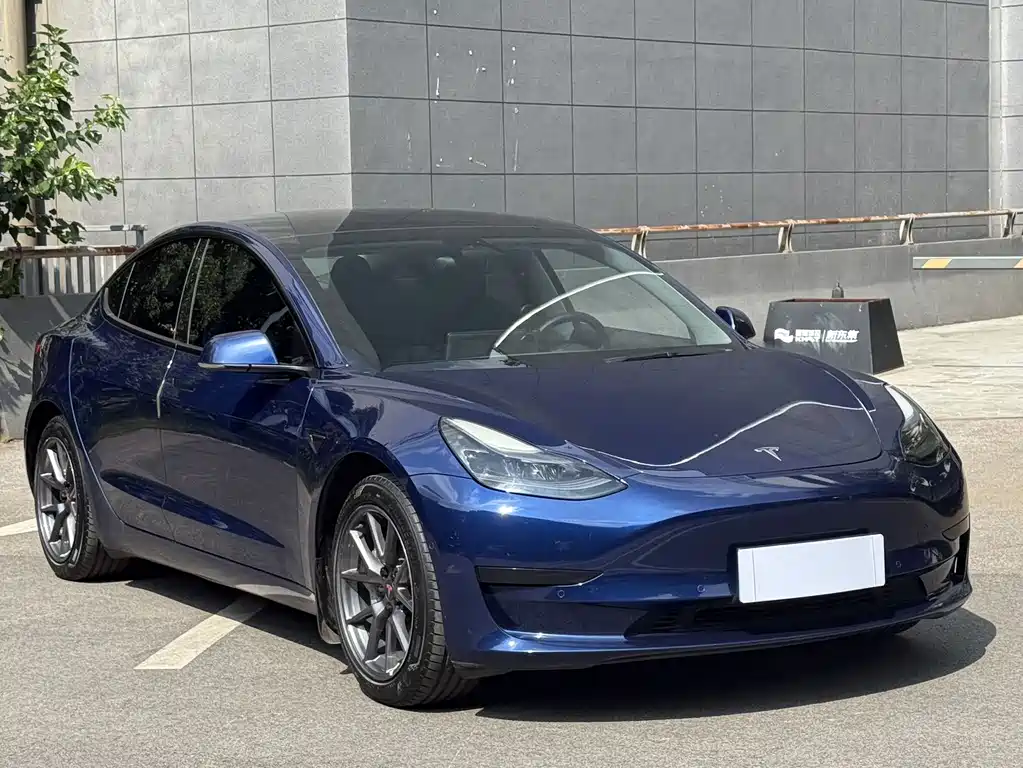 Tesla Model 3 — фотографии объявления, Фото 4