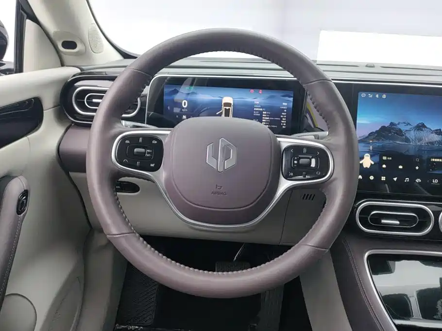 Leapmotor Leapmotor C11 — миниатюра 15