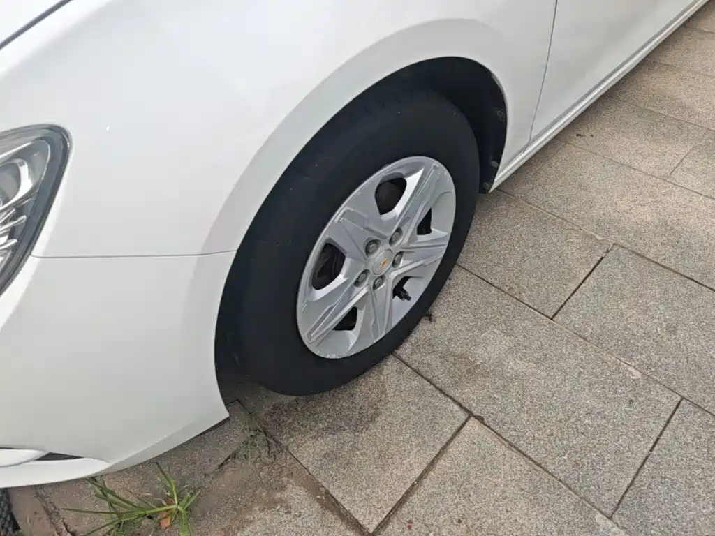 Chevrolet Cavalier — миниатюра 23