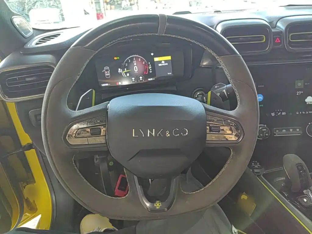 Lynk & Co 03 — миниатюра 11