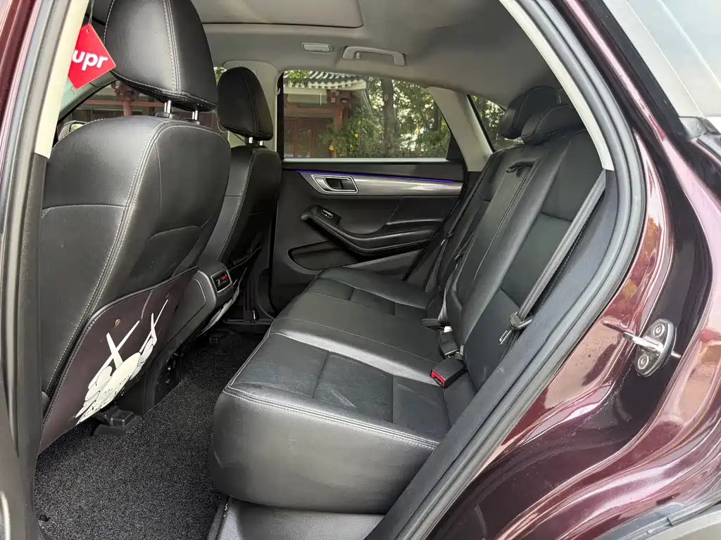 Zotye Zotye SR7 — миниатюра 6