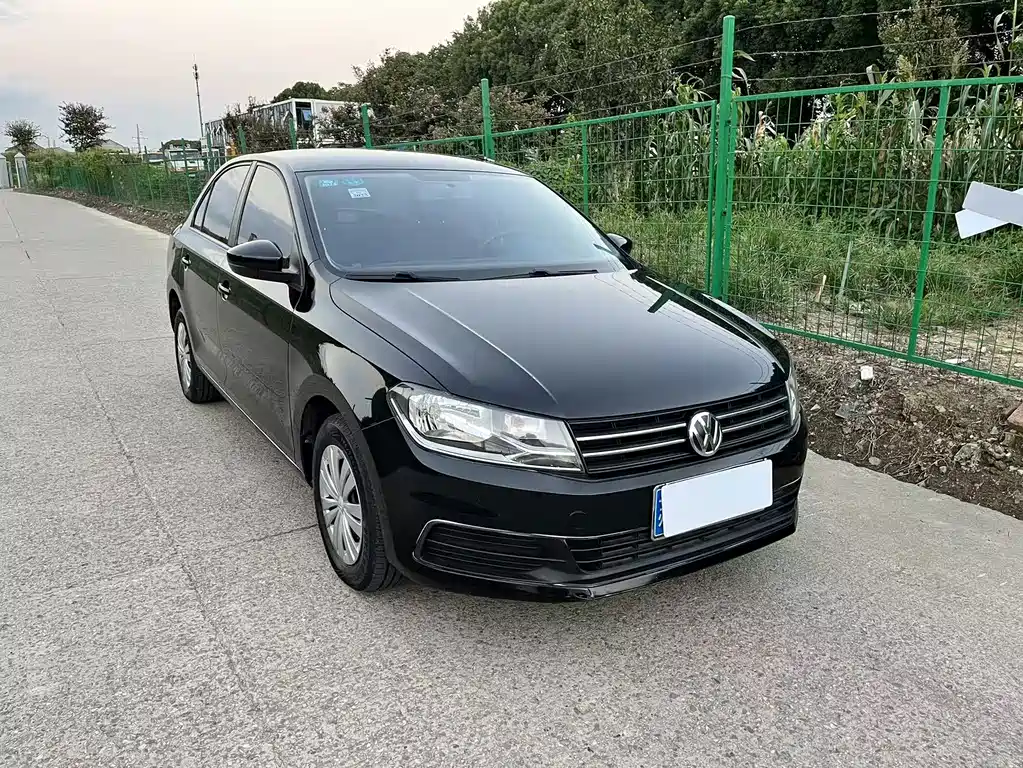 Volkswagen Santana — миниатюра 3