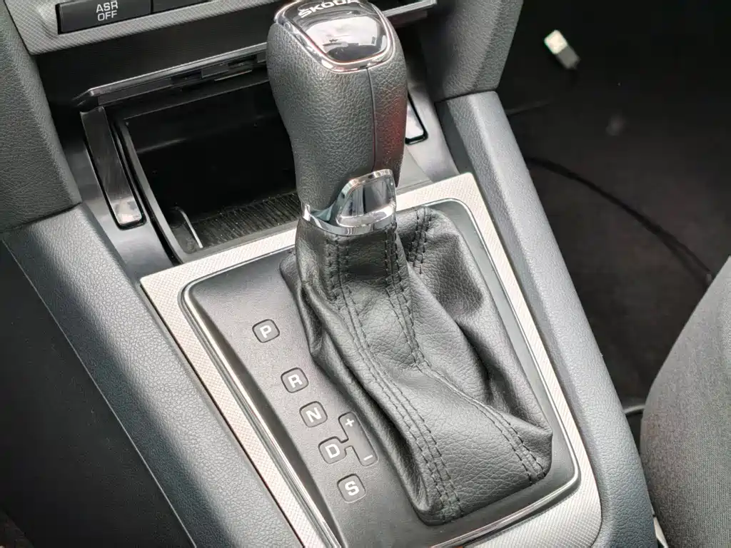 Skoda Octavia — миниатюра 12