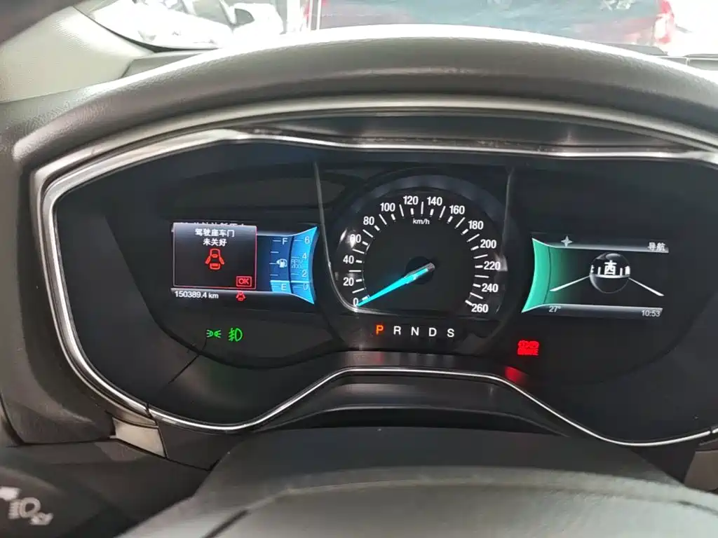 Ford Mondeo — миниатюра 12