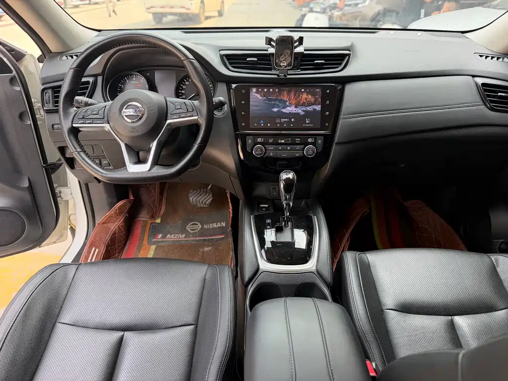 Nissan X-Trail — миниатюра 6