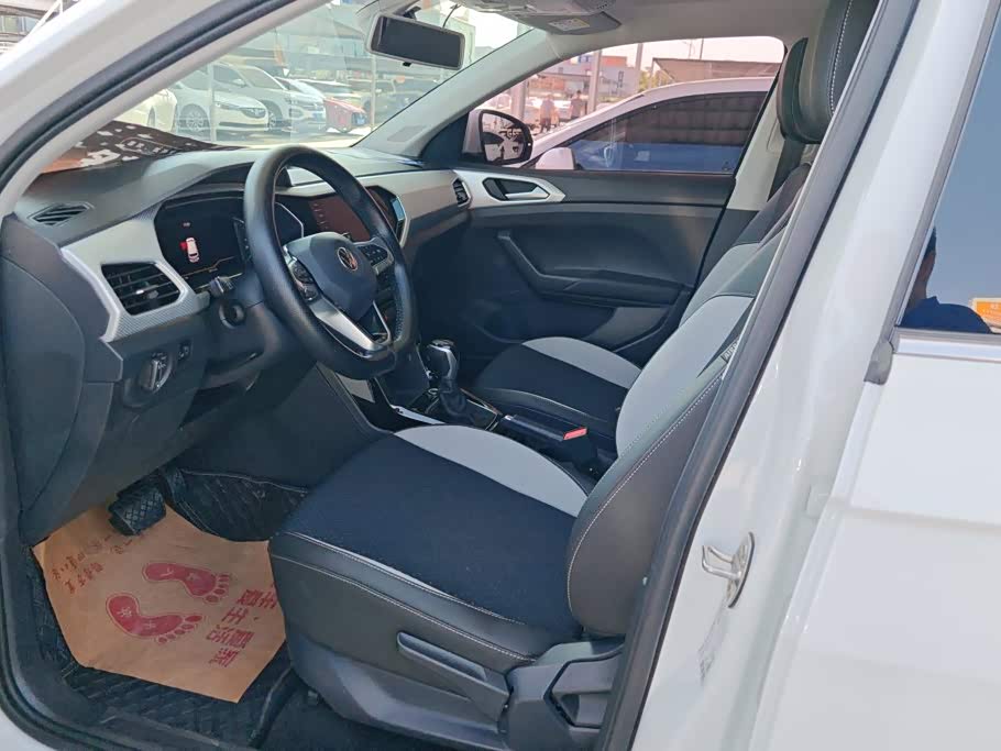 Volkswagen Tanying 1.5 л 2021 г. Белый, пробег 20400 км