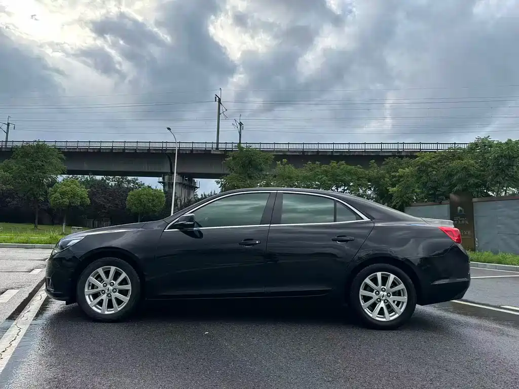 Chevrolet Malibu 2014 2.0L AT Luxury