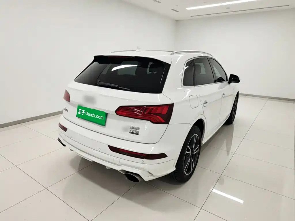 Audi Q5L — миниатюра 4