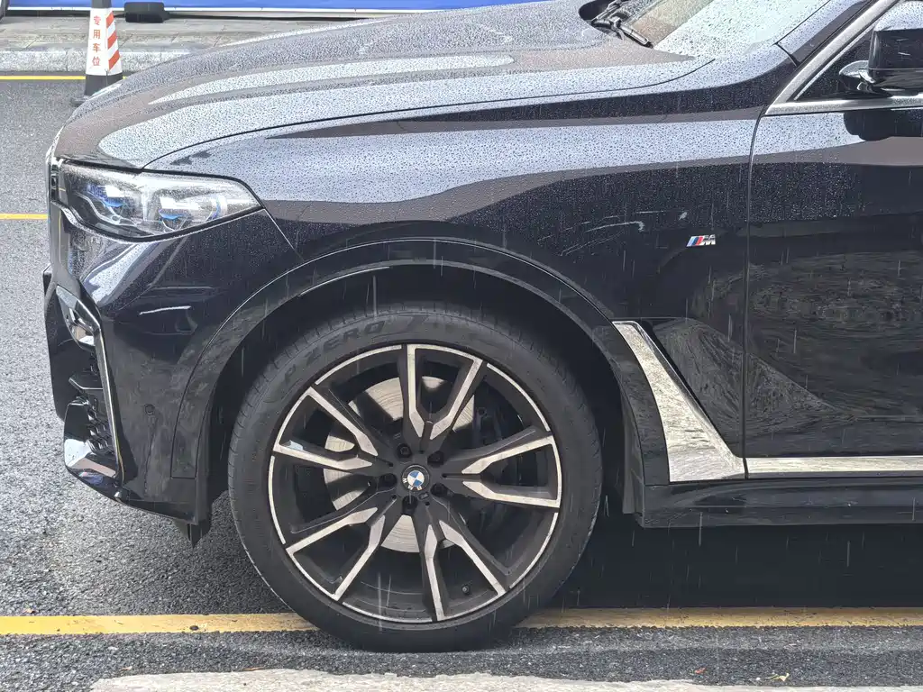 BMW X7 xDrive40i Executive Type M Sport Package, фото 5